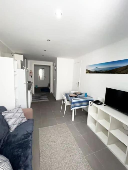 Apartamento Simples E Simpatico Horta  Extérieur photo